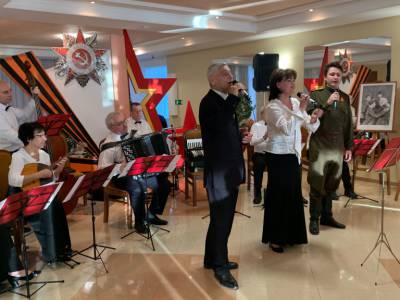В рамках проекта «Музыкальный Сочи», состоялась встреча муниципального ансамбля народных инструментов «Славяне»