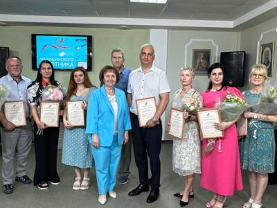 В Лазаревском Центре национальных культур поздравили медицинских работников